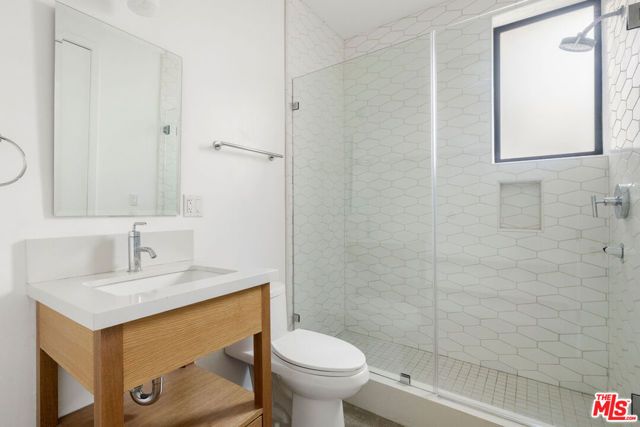 1411 Roca Lane, Los Angeles, CA 90041