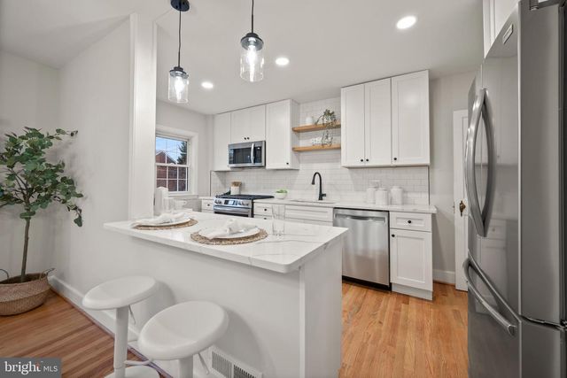 323 STRATFORD RD, Baltimore, MD 21228