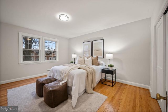 323 STRATFORD RD, Baltimore, MD 21228