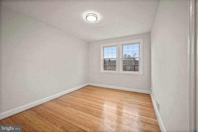 323 STRATFORD RD, Baltimore, MD 21228