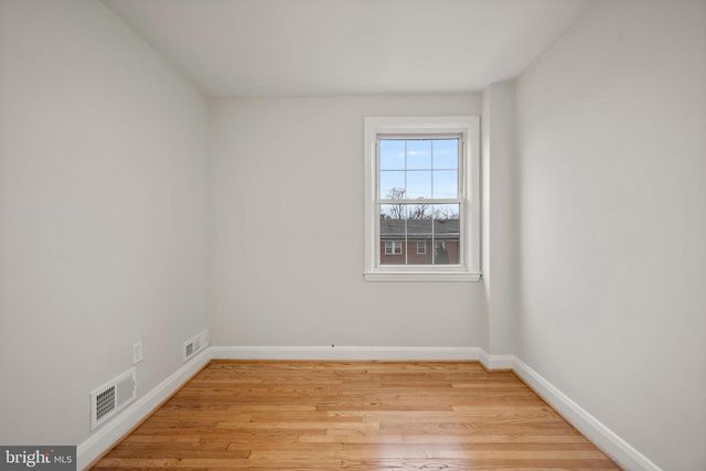 323 STRATFORD RD, Baltimore, MD 21228