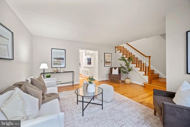 323 STRATFORD RD, Baltimore, MD 21228