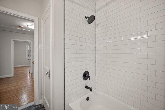 323 STRATFORD RD, Baltimore, MD 21228