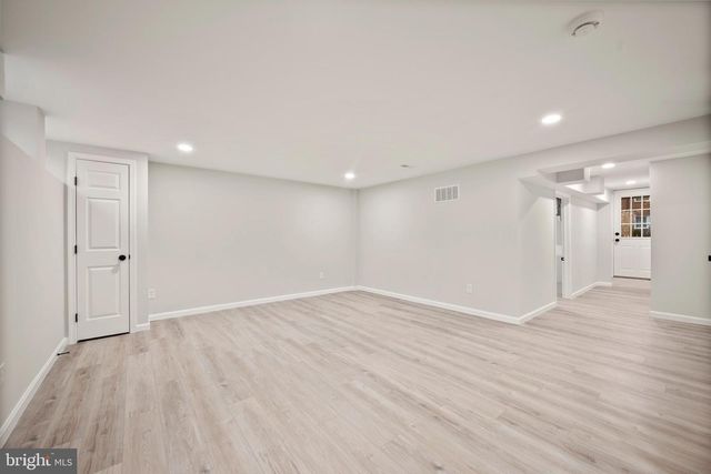 323 STRATFORD RD, Baltimore, MD 21228