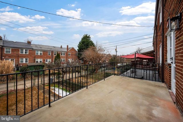 323 STRATFORD RD, Baltimore, MD 21228