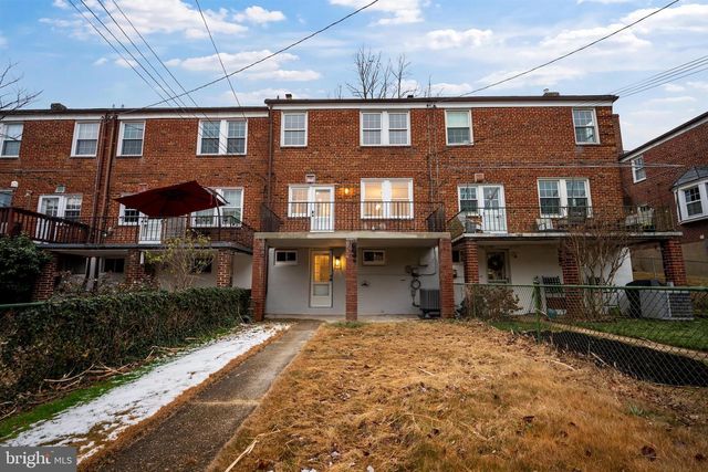 323 STRATFORD RD, Baltimore, MD 21228