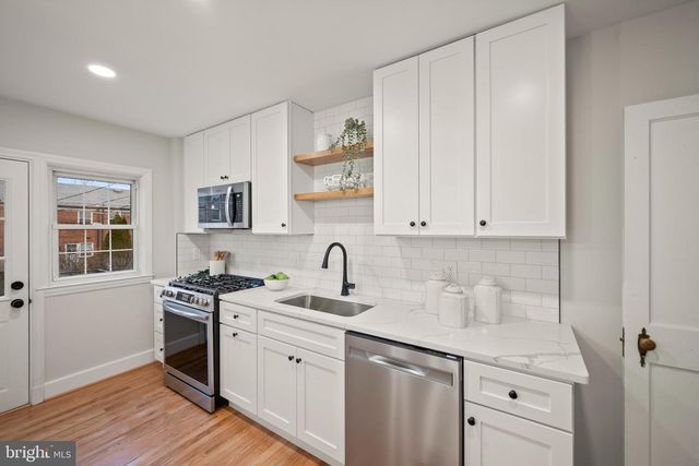 323 STRATFORD RD, Baltimore, MD 21228