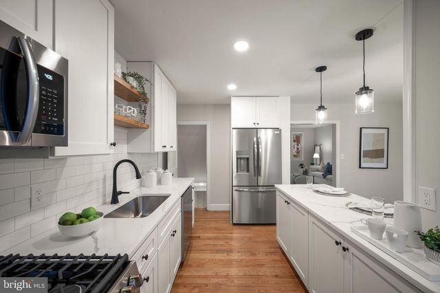 323 STRATFORD RD, Baltimore, MD 21228