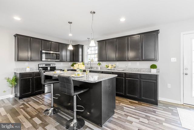 188 BRANT LN, Martinsburg, WV 25403