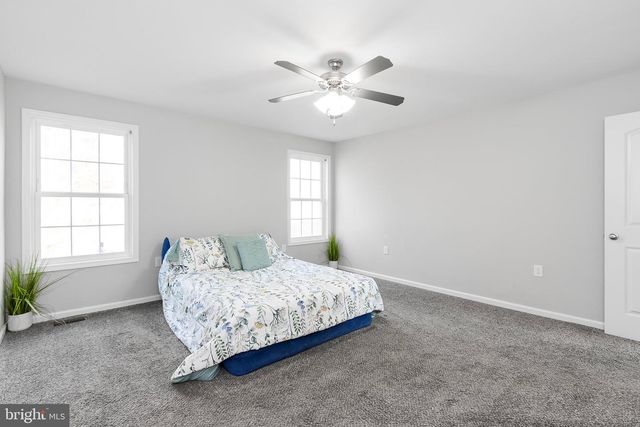 188 BRANT LN, Martinsburg, WV 25403