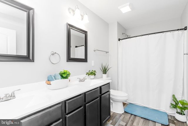 188 BRANT LN, Martinsburg, WV 25403