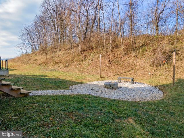 188 BRANT LN, Martinsburg, WV 25403