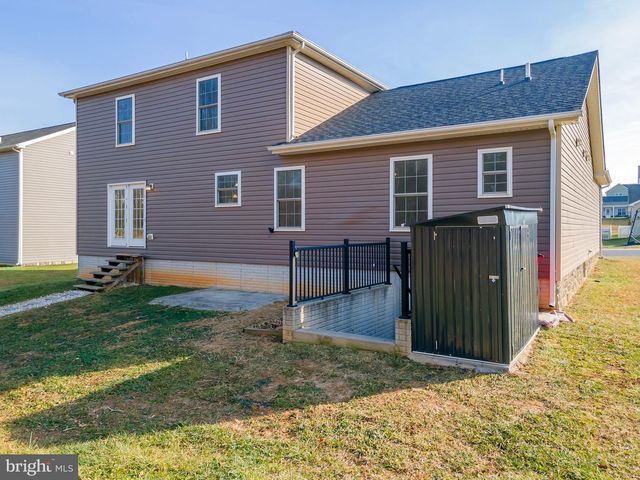 188 BRANT LN, Martinsburg, WV 25403