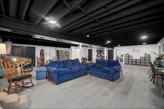 5210 Pheasant Lane, Richmond, IL 60071