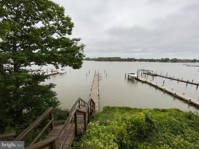 219 MATTOX AVE, Colonial Beach, VA 22443