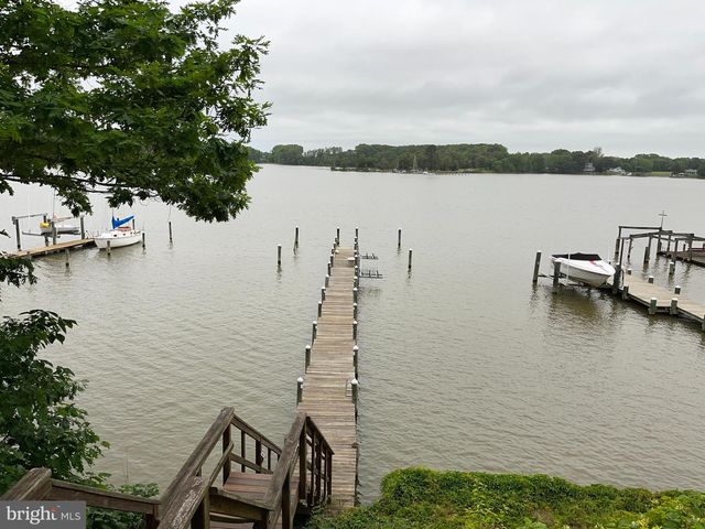 219 MATTOX AVE, Colonial Beach, VA 22443