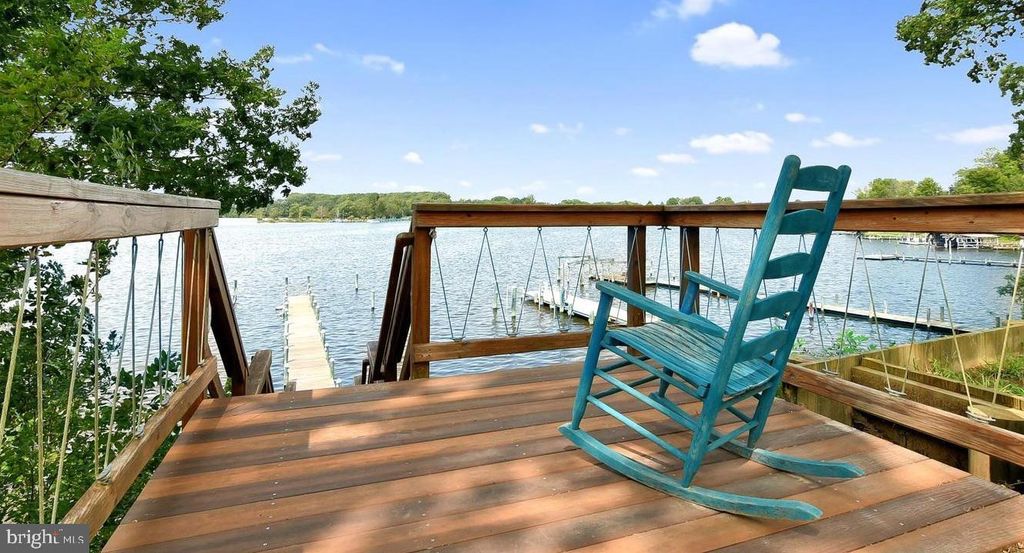 219 MATTOX AVE, Colonial Beach, VA 22443