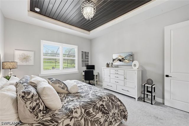 2738 Aviamar CIR, Naples, FL 34114