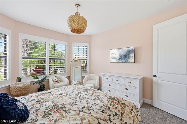 2738 Aviamar CIR, Naples, FL 34114