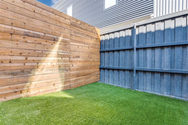 2702 N Carroll Avenue 104, Dallas, TX 75204