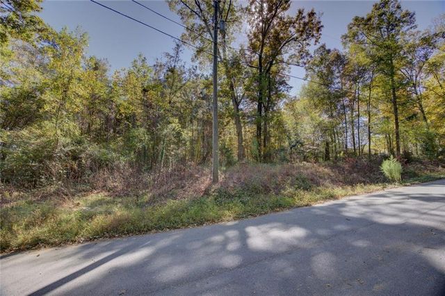 1804 Wiggins Circle, Conyers, GA 30094