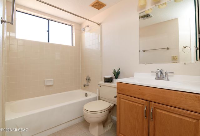 4949 W Doria Drive, Tucson, AZ 85742