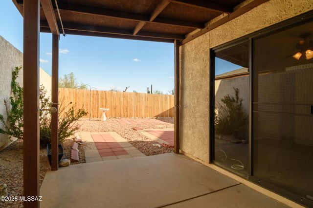 4949 W Doria Drive, Tucson, AZ 85742