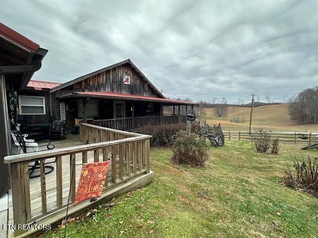 811 Pioneer Rd, Ewing, VA 24248