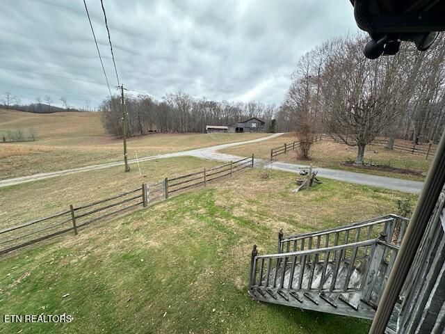 811 Pioneer Rd, Ewing, VA 24248