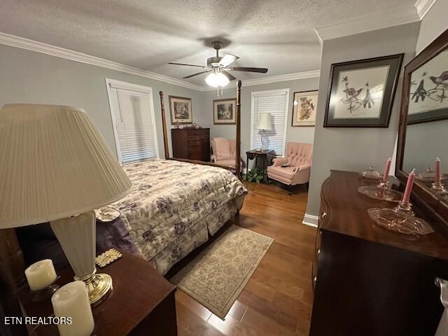 811 Pioneer Rd, Ewing, VA 24248