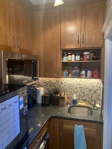 41 Revere St 4, Boston, MA 02114
