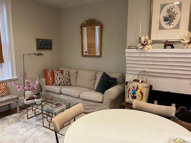 41 Revere St 4, Boston, MA 02114