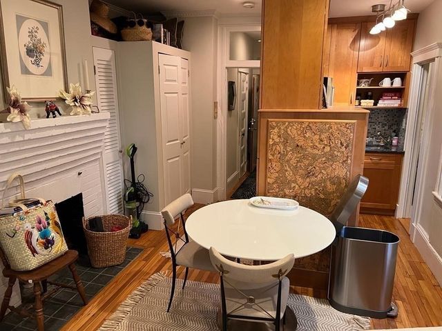 41 Revere St 4, Boston, MA 02114