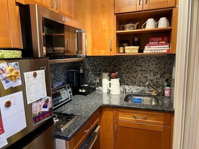 41 Revere St 4, Boston, MA 02114