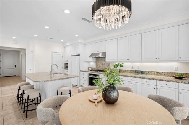 61 Lupari, Irvine, CA 92618