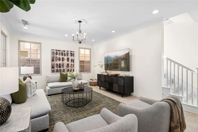 61 Lupari, Irvine, CA 92618