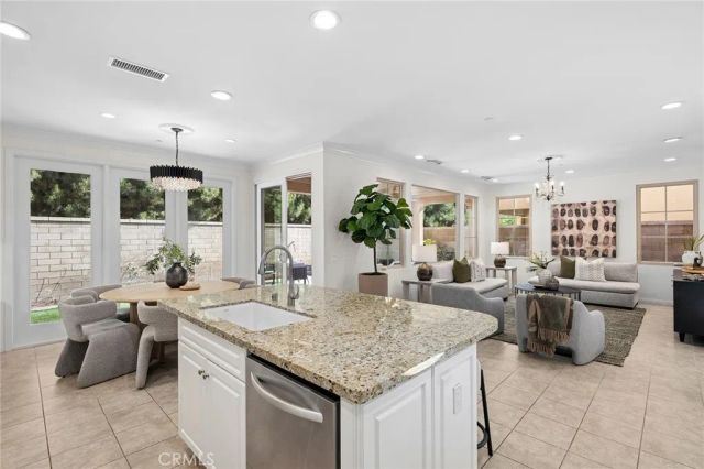 61 Lupari, Irvine, CA 92618