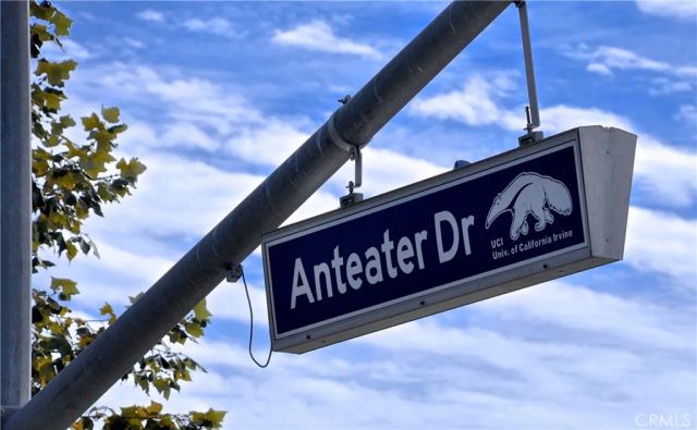 61 Lupari, Irvine, CA 92618