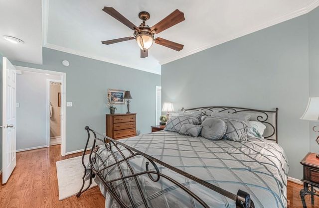 1005 Long Reach Drive, Tiki Island, TX 77554