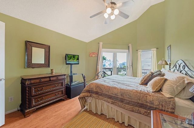 1005 Long Reach Drive, Tiki Island, TX 77554
