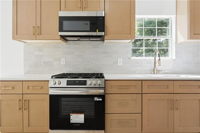 3255 Clifton Farm Drive, Decatur, GA 30034
