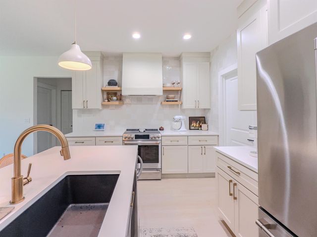 1253 SW Bargello Avenue, Port St Lucie, FL 34953