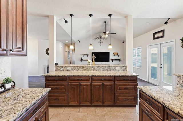 14838 St Hedwig, St Hedwig, TX 78152