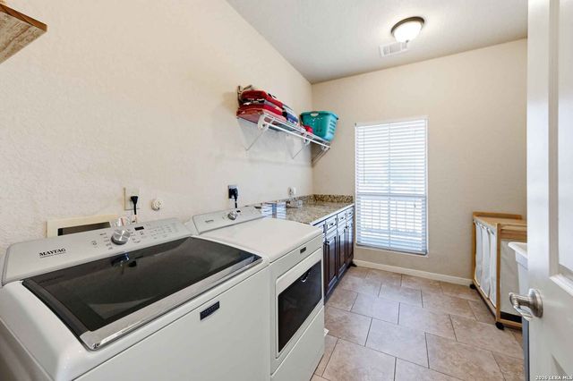 14838 St Hedwig, St Hedwig, TX 78152