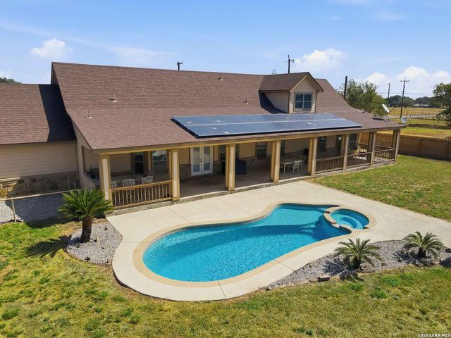 14838 St Hedwig, St Hedwig, TX 78152