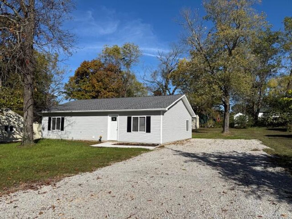 300 East 6th Street, Mountain View, MO 65548