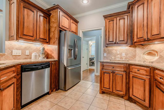 3611 Robinwood Circle, Bryant, AR 72022