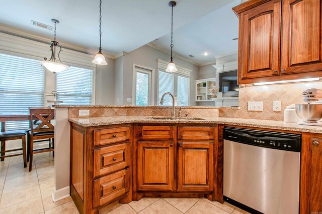 3611 Robinwood Circle, Bryant, AR 72022