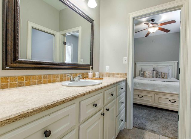 3611 Robinwood Circle, Bryant, AR 72022