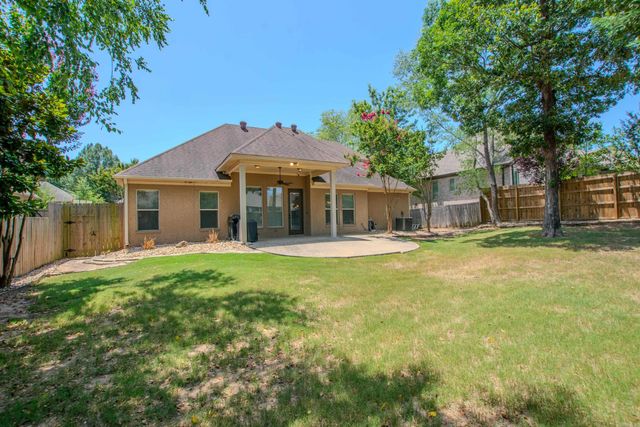 3611 Robinwood Circle, Bryant, AR 72022